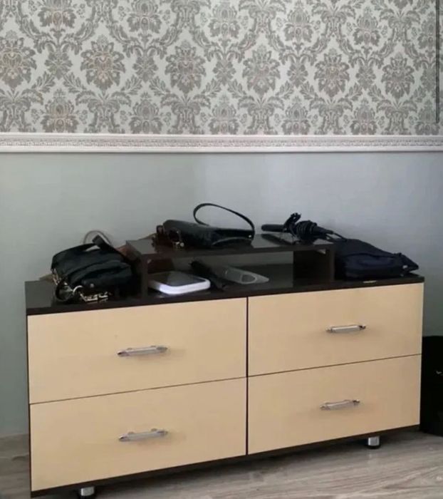 Продается тумбаа