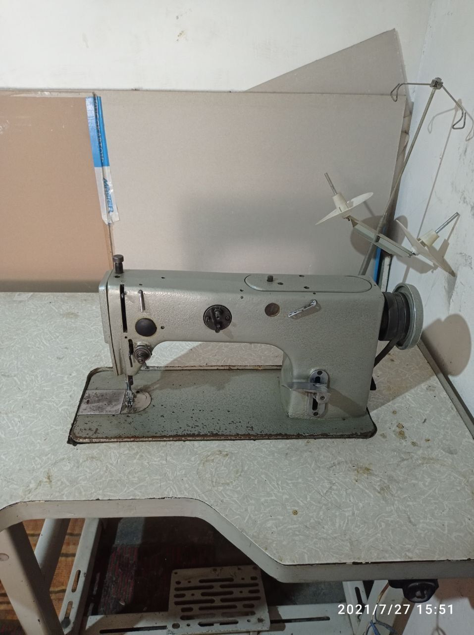 Швейная машинка производственная