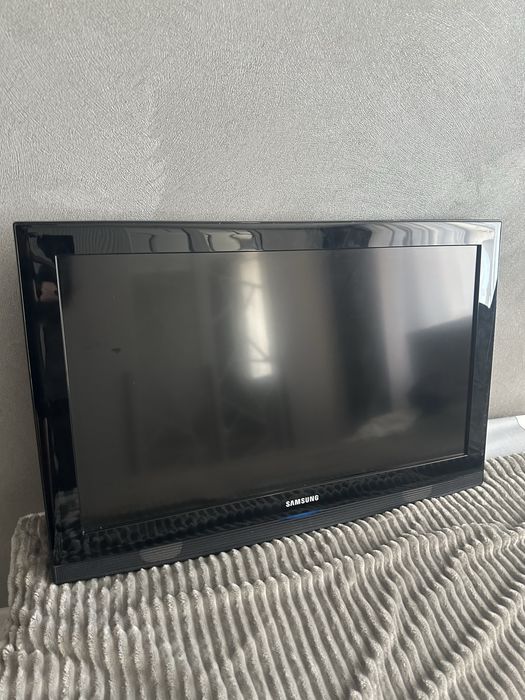 Продам телевизор Samsung