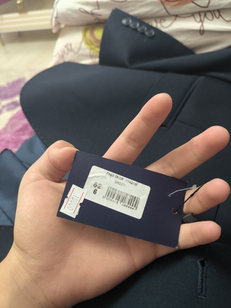 СРОЧНО! Продаю пиджак школьнику!