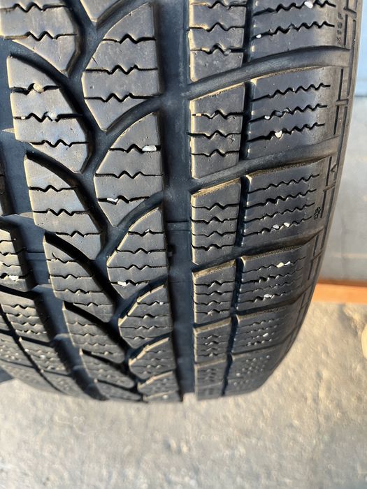 2 бр. зимни гуми 205/55/17 Tigar DOT 3216 6,5 mm