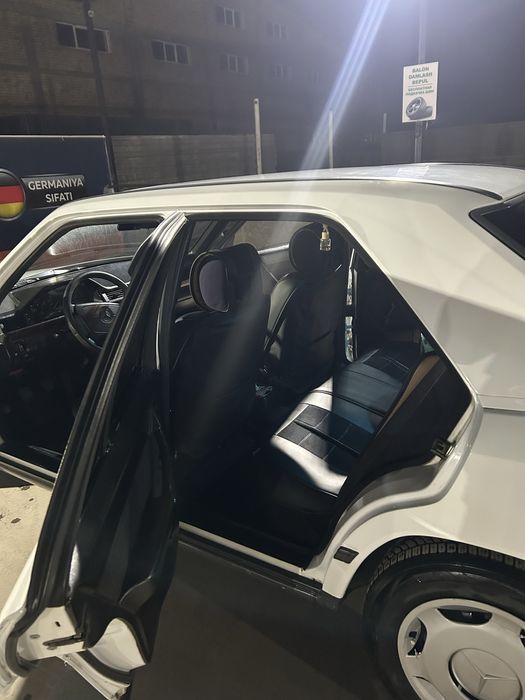 Продаётся Mercedes-Benz w124 230e