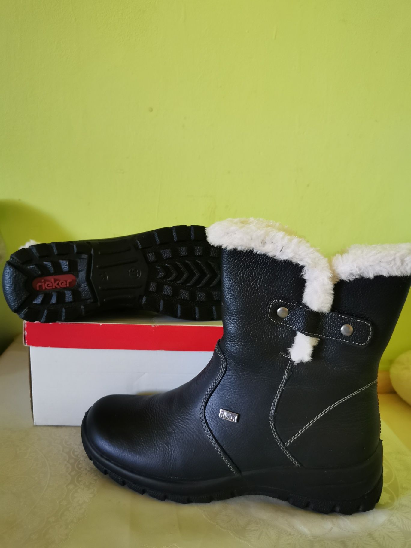 Ghete Rieker piele naturala