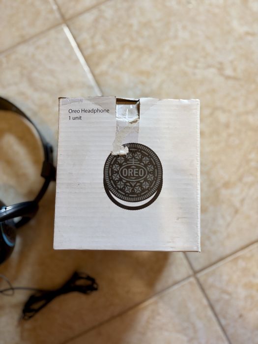Чисто нови слушалки Oreo