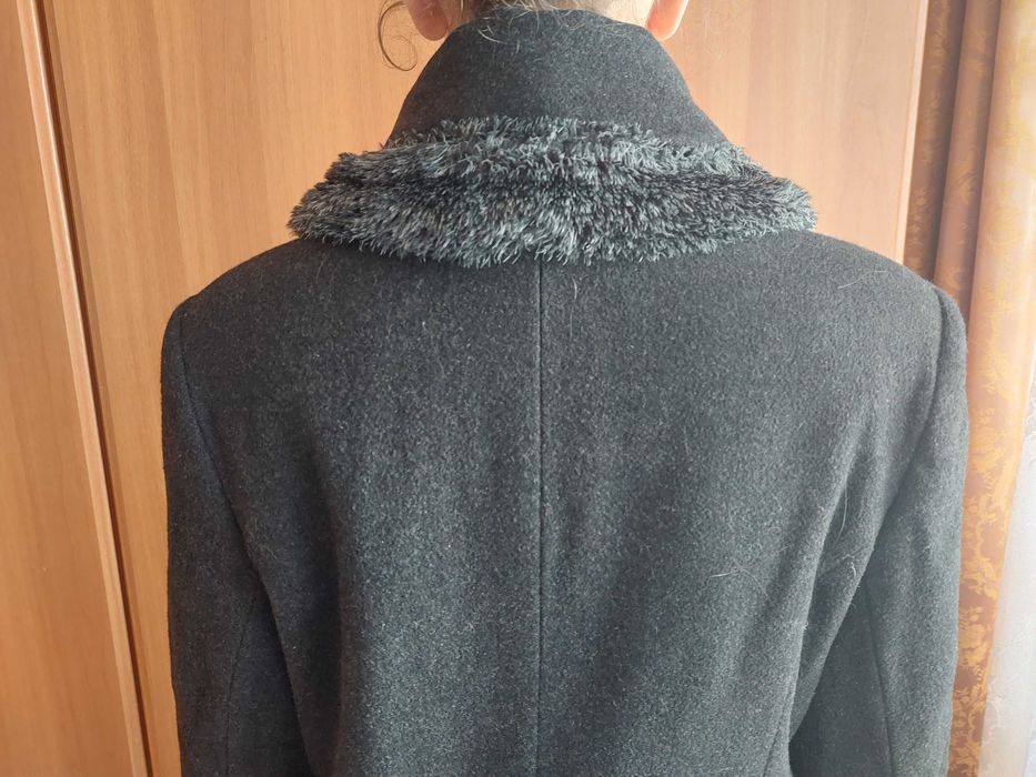 Palton negru cu lana