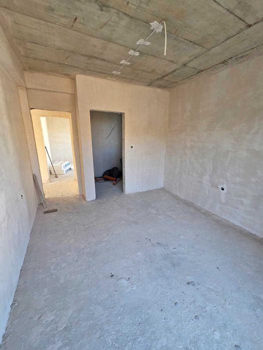 1788-Продава се двуетажна тухлена на плоча къща в кв. Добровски!