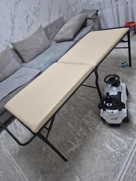 Продам раскладную кушетку