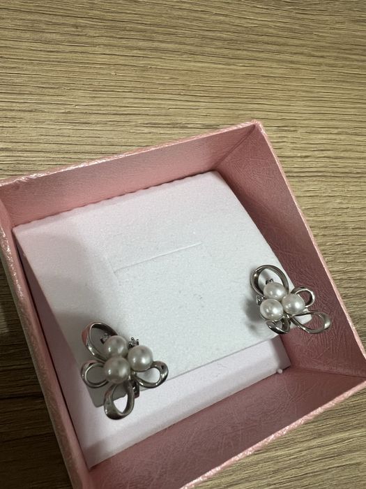 Обеци Swan pearls