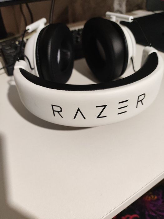 Наушники razer v2