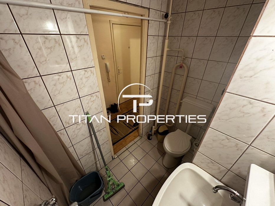 Дава се под наем Едностаен апартамент в Бургас, Изгрев - 48 кв.м за 255 € - Снимка #5