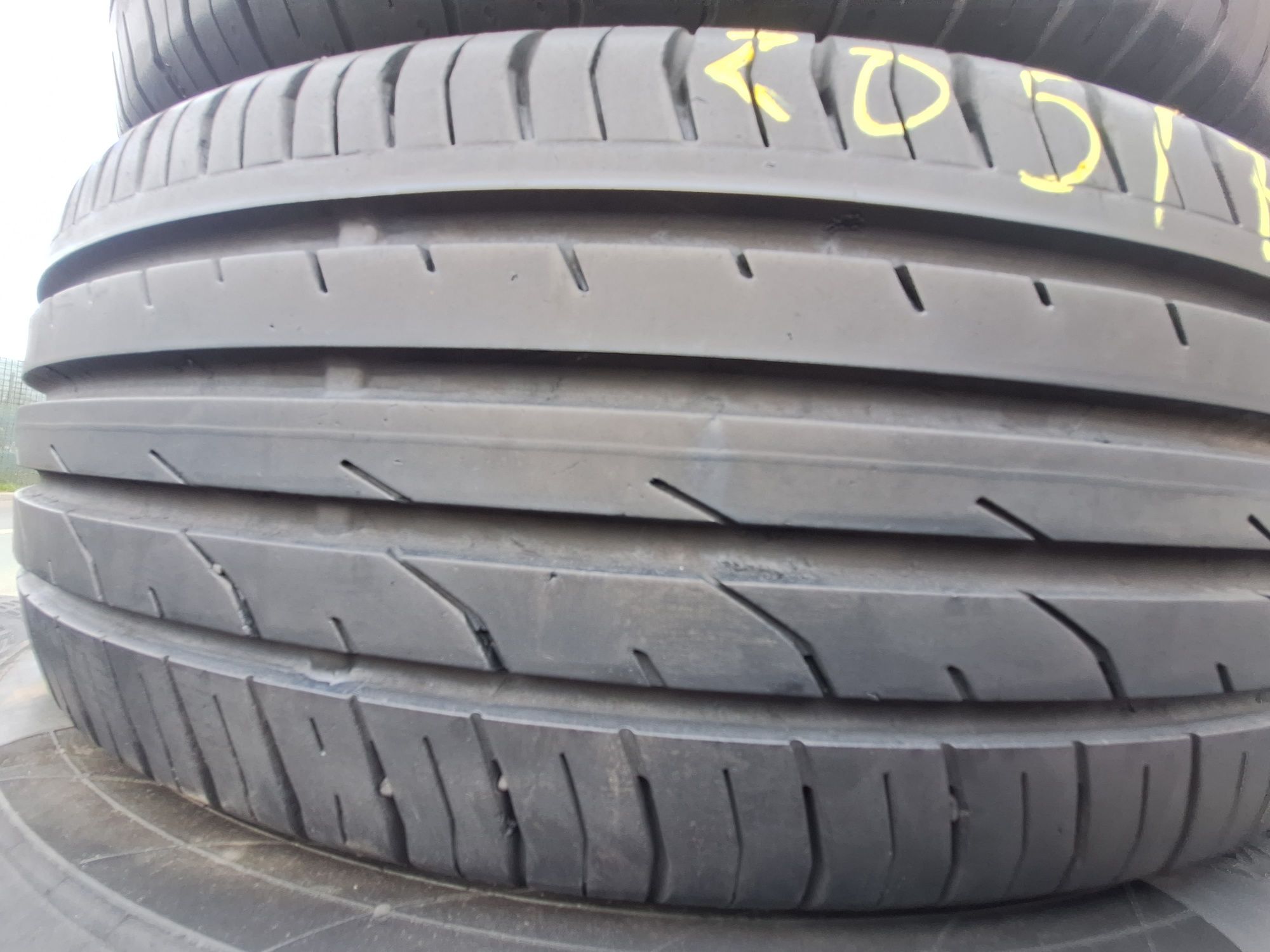 2 anvelope vara 205/70r16 Continental Montaj Gratuit