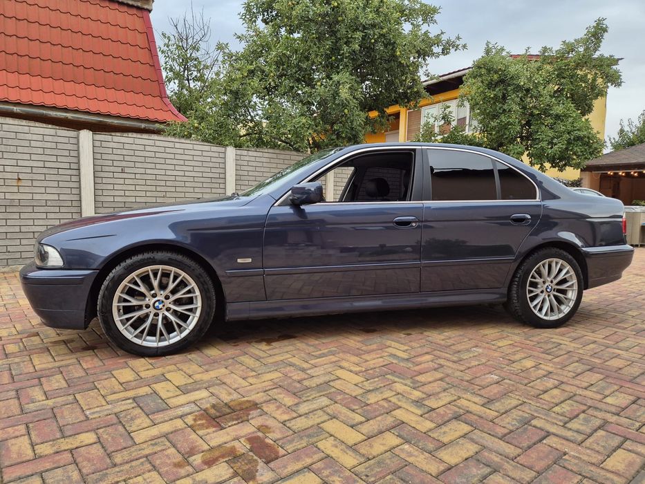 Bmw 525d fulll automat 3600€