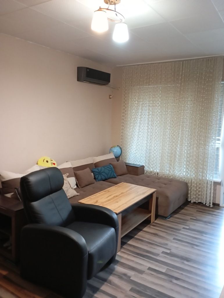 Продава се Тристаен апартамент в Ямбол, Златен рог - 78 кв.м за 1154 €/кв.м - Снимка #4