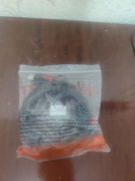 ТВ  HD 4 к кабель новий.