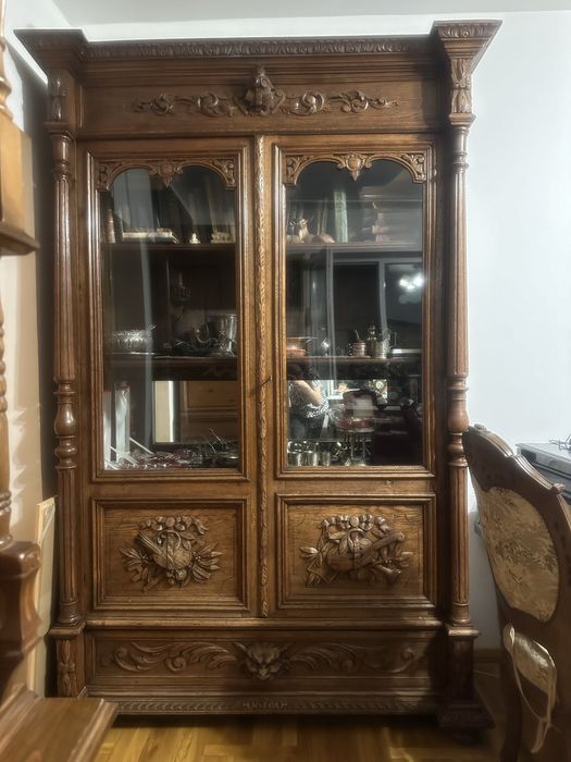 Антикварный резной дубовый книжный шкаф, дерево, 19 век