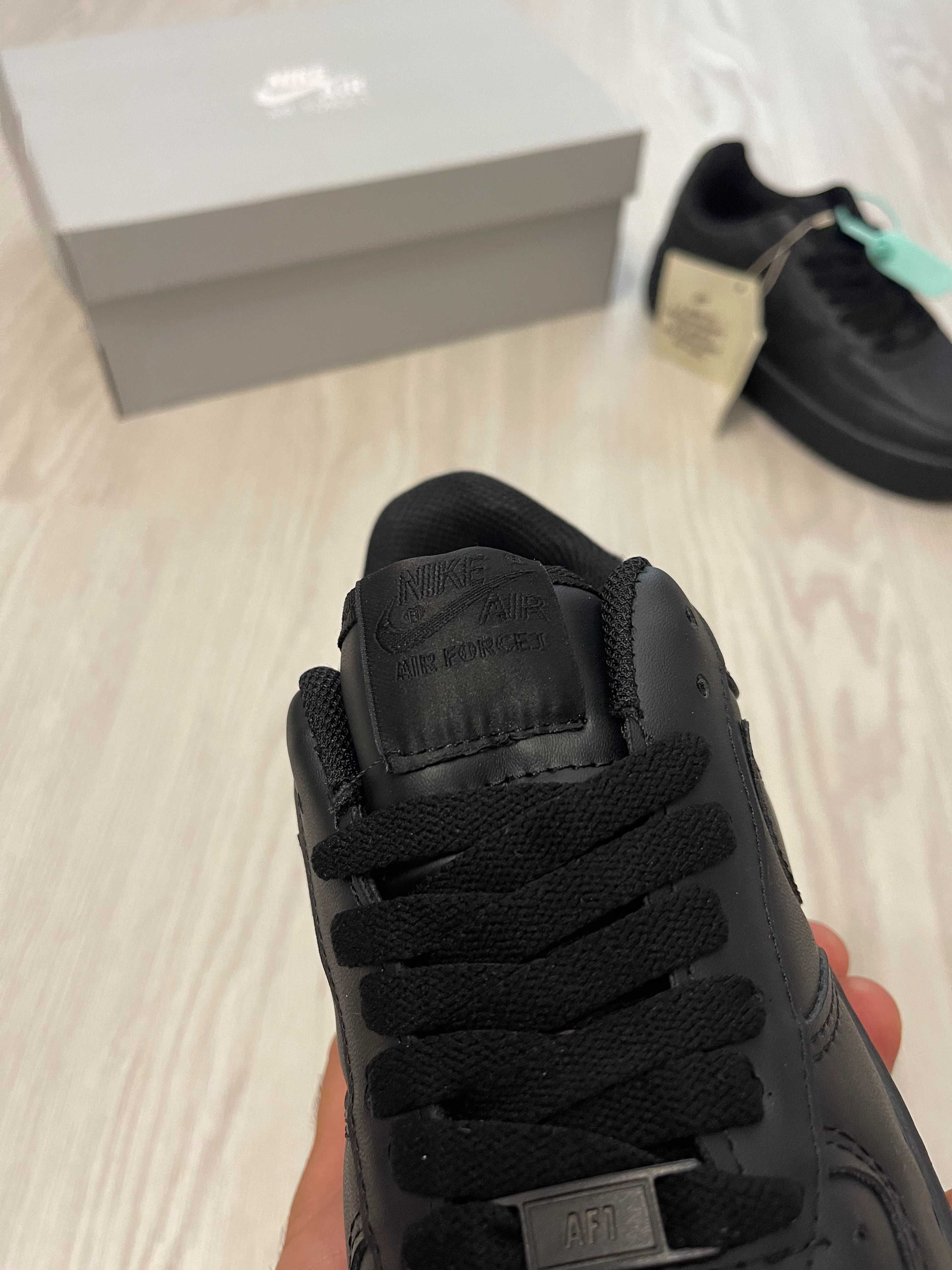 Adidasi Air Force 1 Low Triple Black sneakers NIKE  Full Box  NOI