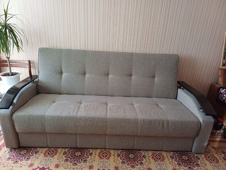 Продам Диван-книжку
