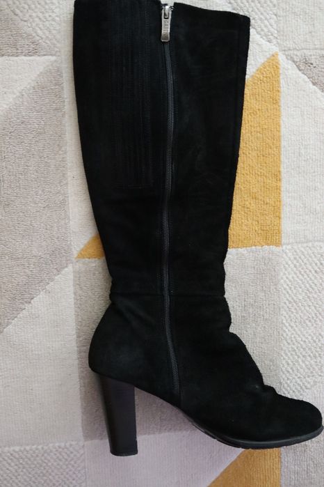 Зимни ботуши от естествен велур