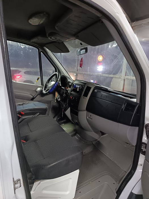 Vând Mercedes sprinter de marfă