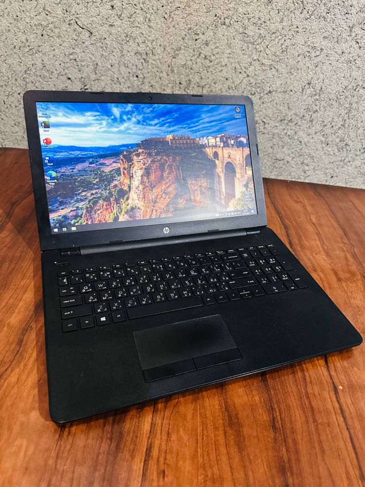 Hp noutbuk Amd holati zoʻr narxi arzon
