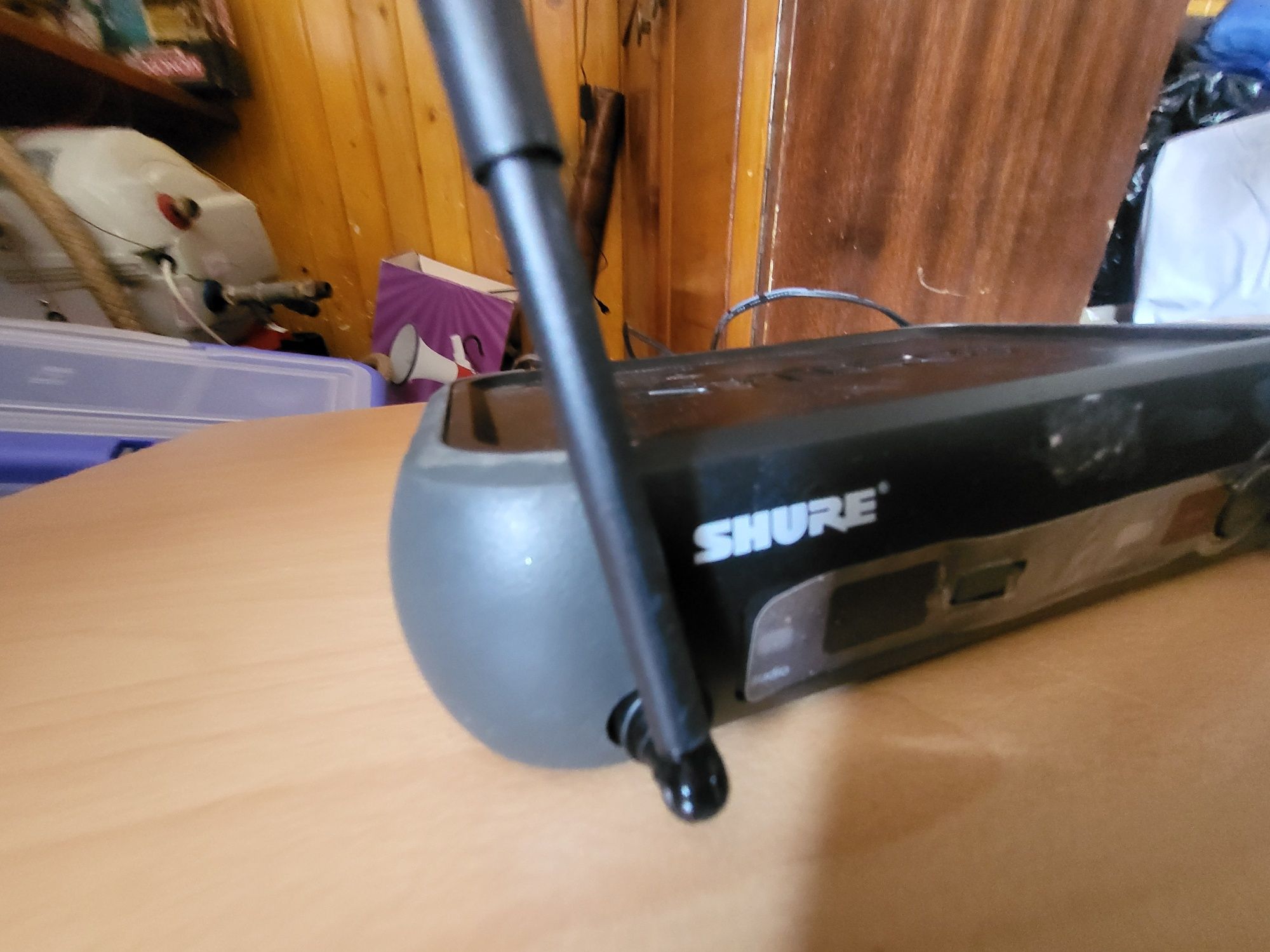 Майка приемник за безжични микрофони Sure 2 броя  и sennheiser.