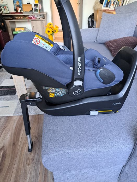 Scoica + suport isofix Maxi cosi