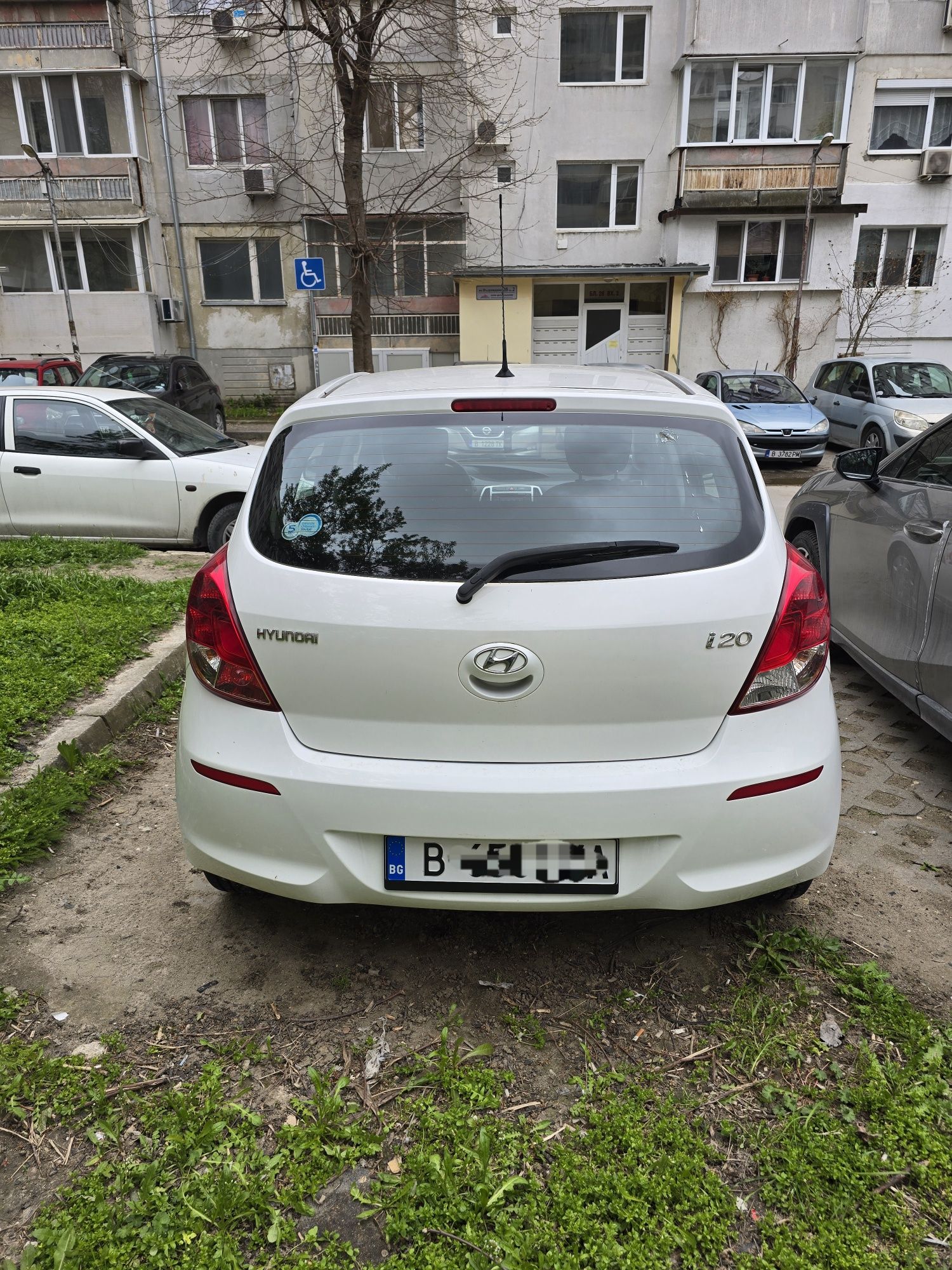 Продавам Hyndai i20 FACE LIFT
