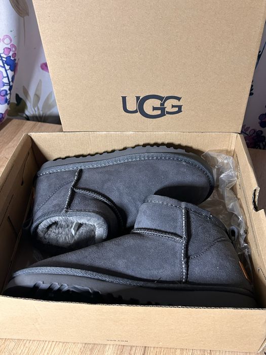 UGG Classic Ultra Mini Gri