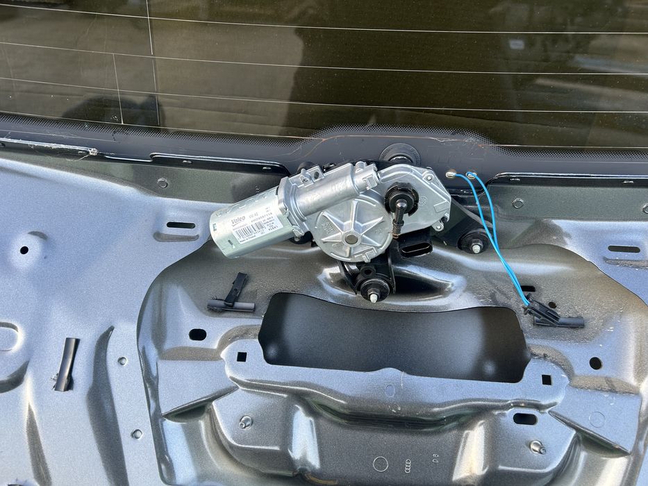 Motoraș ștergător haion Audi A4 B9 Avant