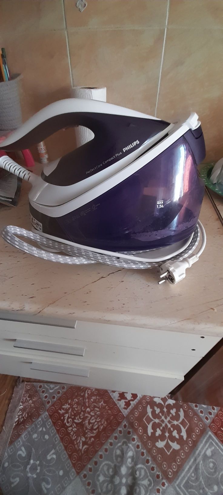 Statie de calcat Philips PerfestCare Compact Plus