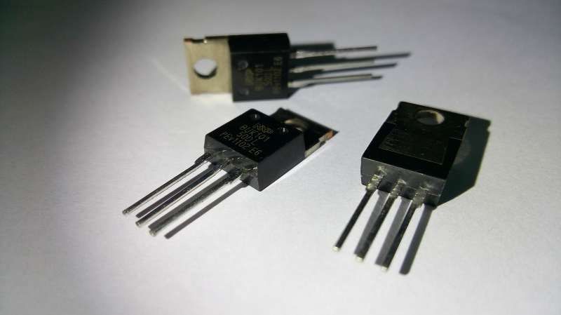 Транзистор за Mercedes - BUK101-50DL