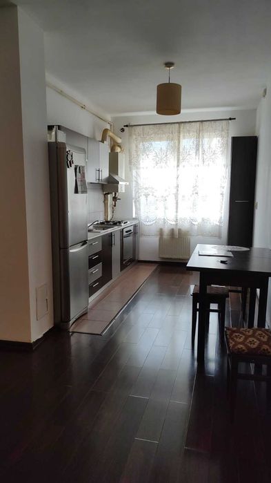 Inchiriez ap. 3 camere Strand