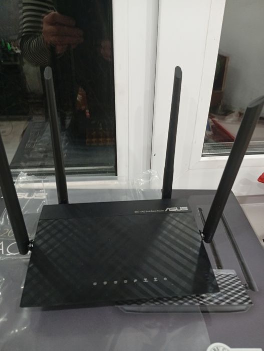 Wi-Fi роутер  новый