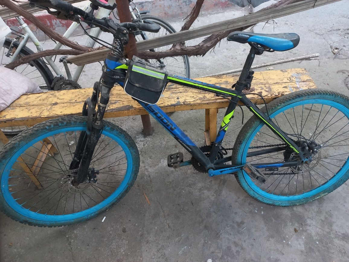 Velosiped sotiladi
