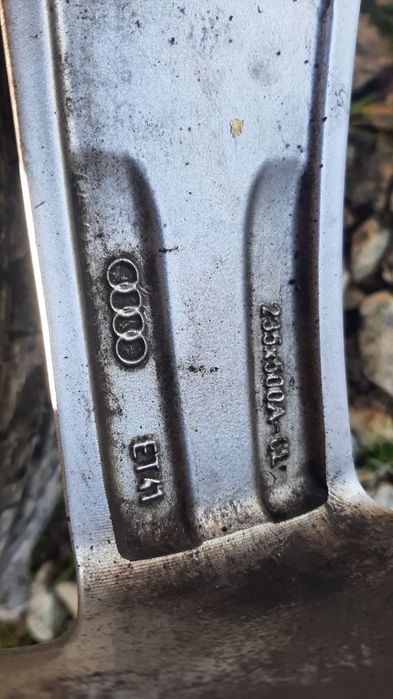 5 броя джанти R19 за AUDI