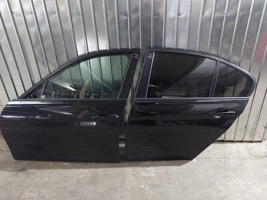 Ușă stânga față stânga spate BMW seria 3 F30 culoare 475