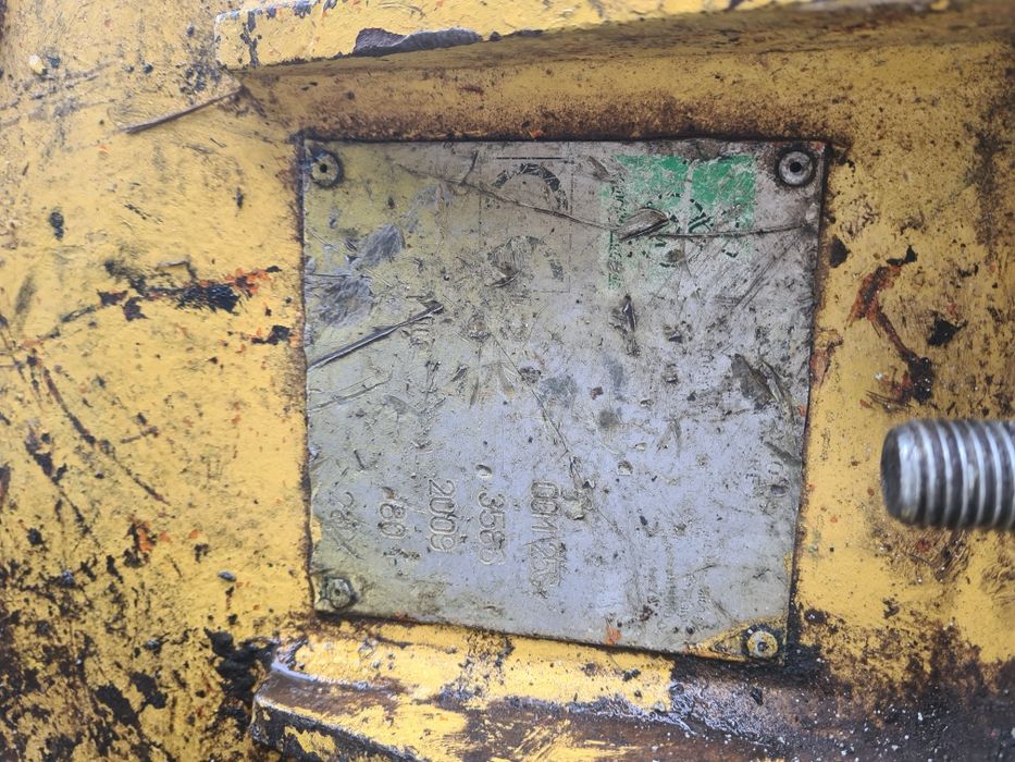 Vand picon/ciocan hidraulic buldoexcavator Caterpillar