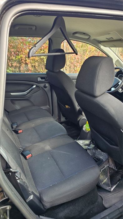 Vand Ford C- Max 1.6 TDCI 90CP Anul 2010 km 300000