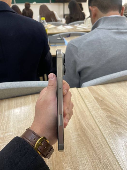 iPhone 16 Pro Max 256Gb