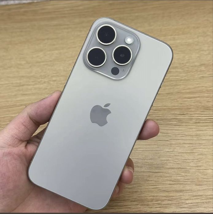 Apple Айфон 15 про