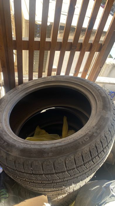 продается шины комплект