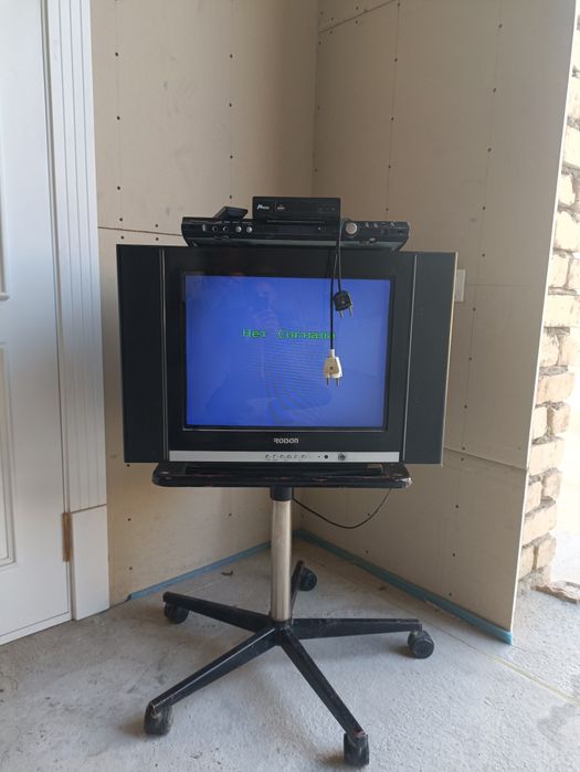 Телевизор и капелек ,,,