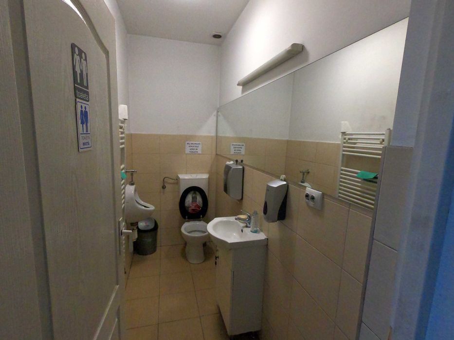 Spatiu de inchiriat , depozitare,croitorie, productie,vanzari online