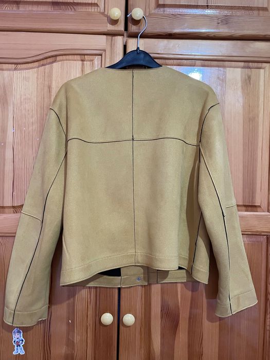 Есенно дамско яке Zara