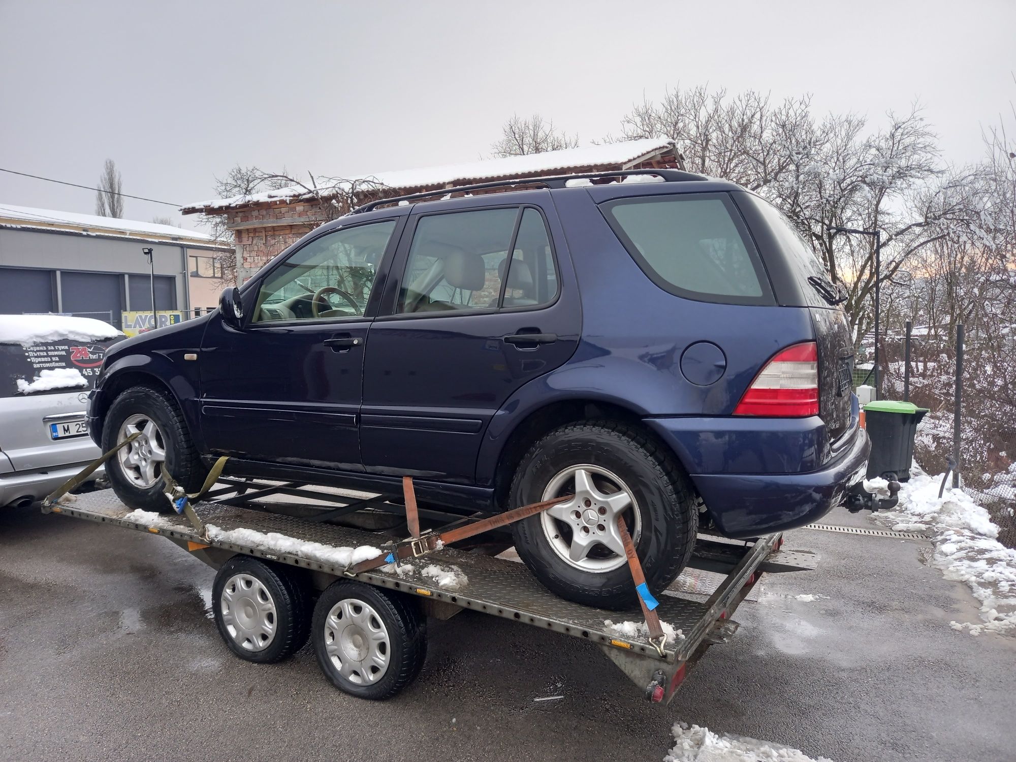 Мерцедес МЛ270 W163 на части Mercedes ML270cdi W163