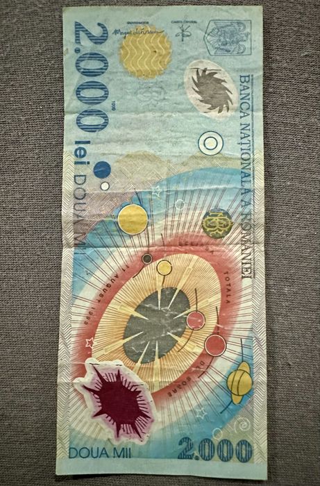 Bancnota 2000 lei eclipsa