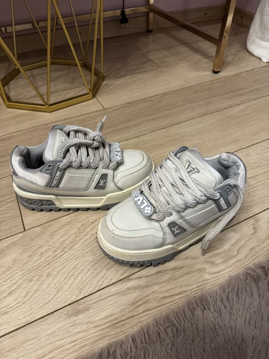 Adidasi lv maxi trainers