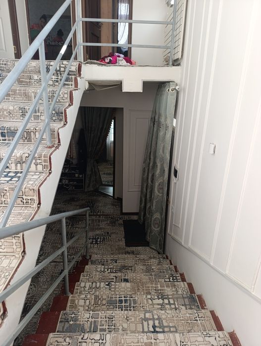 Ўзимни уйимни сотаман.Маклермасман.Ҳовли сотилади,4 сотих ховли