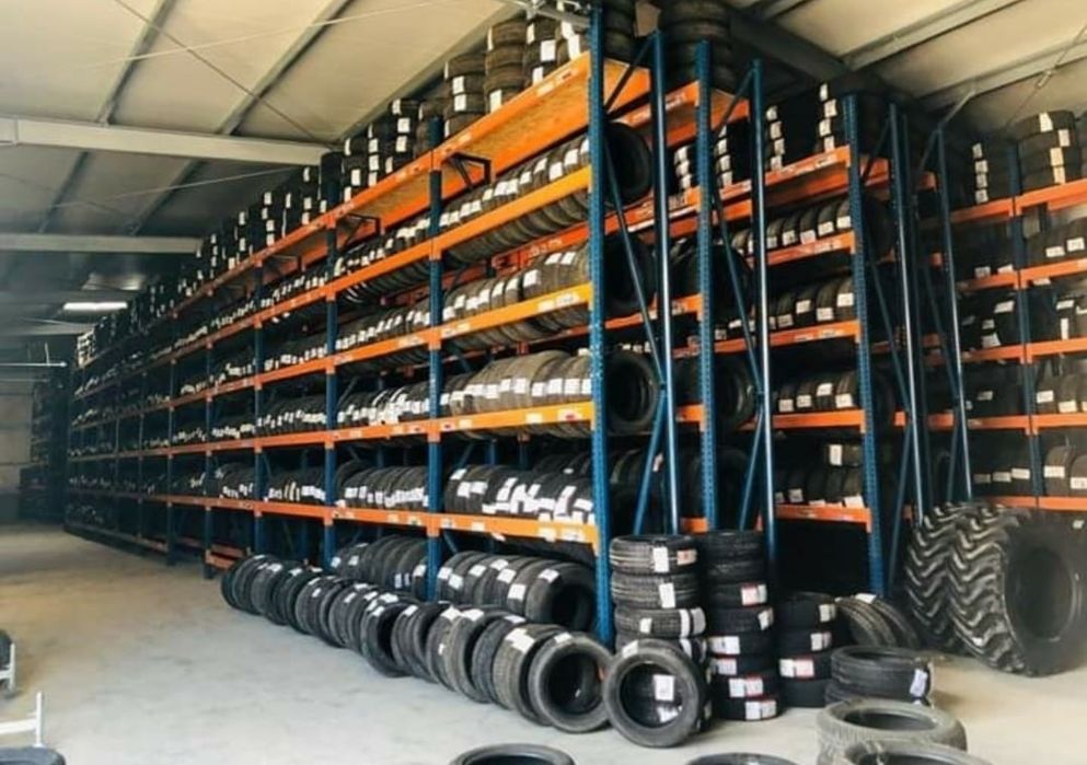 Rafturi metalice depozitare anvelope