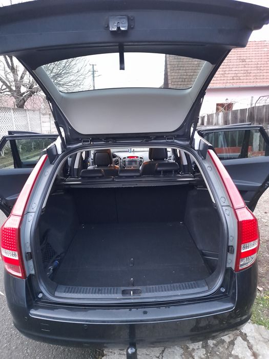 Vând Kia Ceed 1.6 Diesel 2012